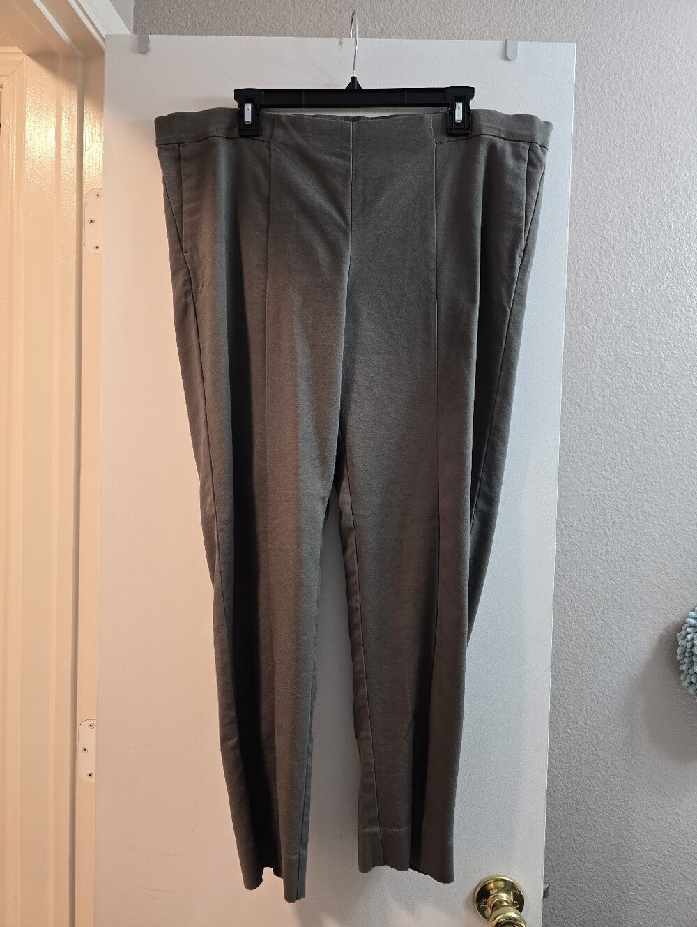 24 J. Jill Olive Green Straight-Leg Dress Pants